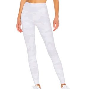 Alo Yoga High Waist Camo Vapor Leggings